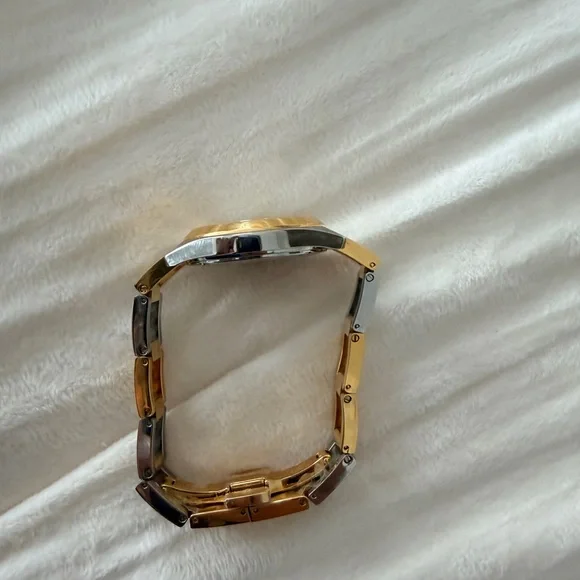 Fendi Two-Tone Gold and Silver Women's Bracelet Watch with White Dial - Picture 4 of 5